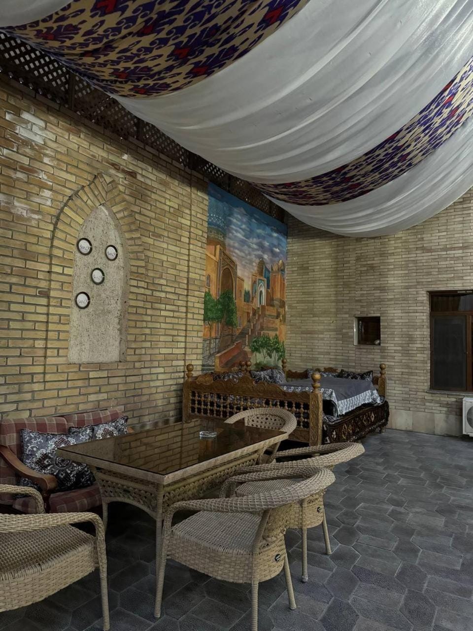 Seating area