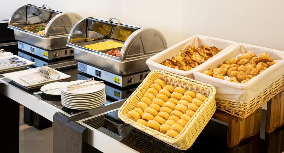Breakfast, Buffet breakfast