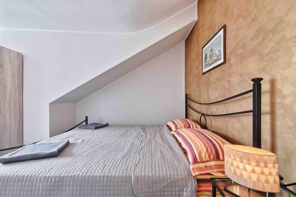 Mansarda dream Porta Nuova Apartment in Turin