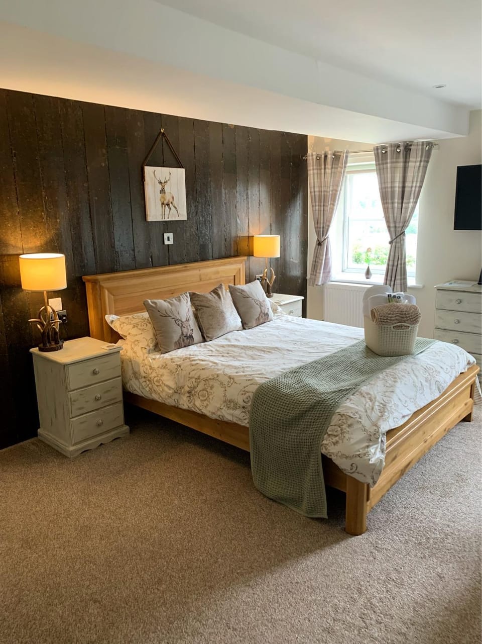 Lodbourne Farmhouse B&B Bed and Breakfast in North Dorset District