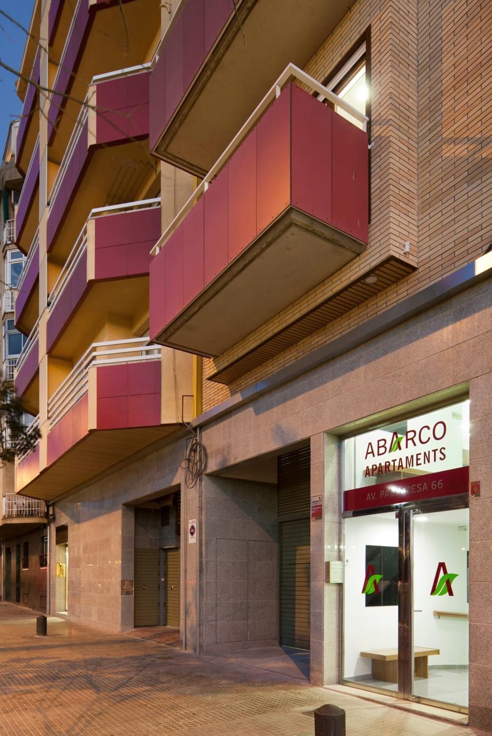 Facade/entrance