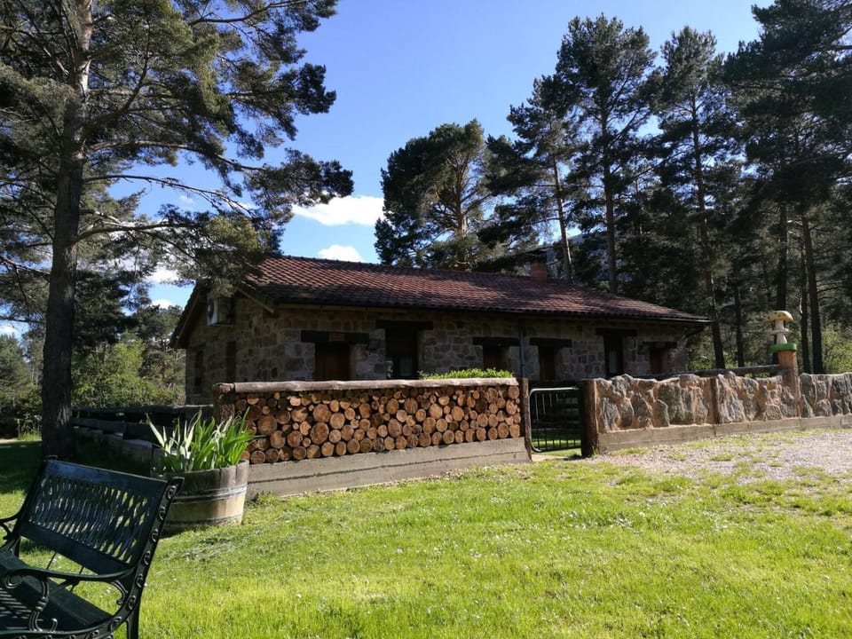 Los Ranchales Vinuesa Country House in La Rioja