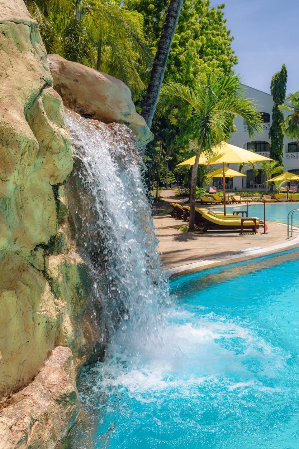 Swimming pool