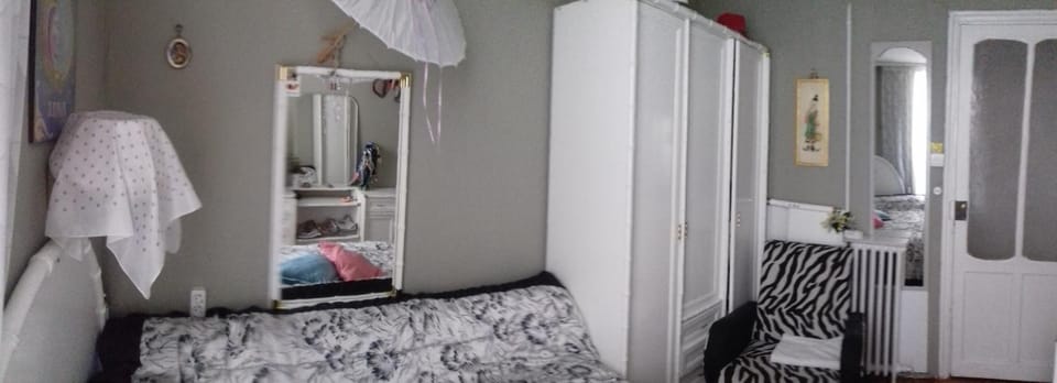 Bed, Photo of the whole room, Bedroom, towels, wardrobe