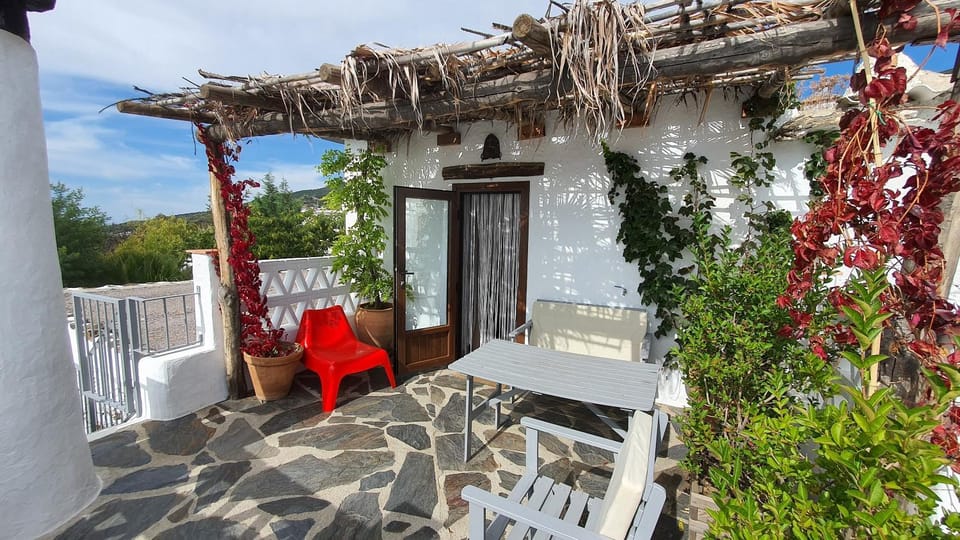 Balcony/Terrace, Internal: Not applicable to any particular room