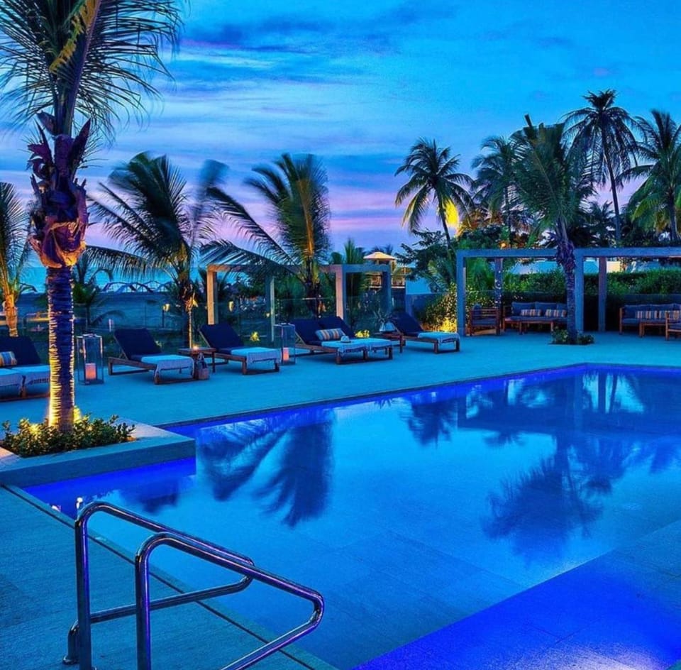 Pool view, Swimming pool