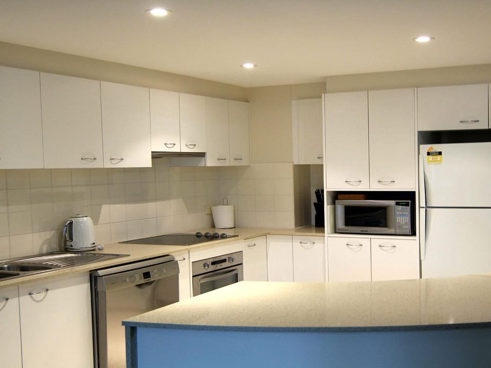 Twin Pines 301 CBD Location Apartment in Forster