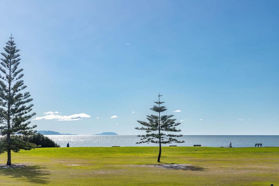 Surfspray 3 Pebbly Beach Apartment in Forster