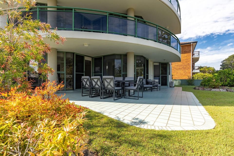 Parkside Marina 1 CBD Location Apartment in Tuncurry