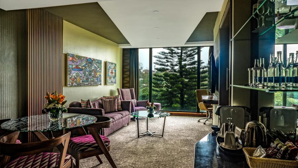 View (from property/room), Photo of the whole room, Seating area