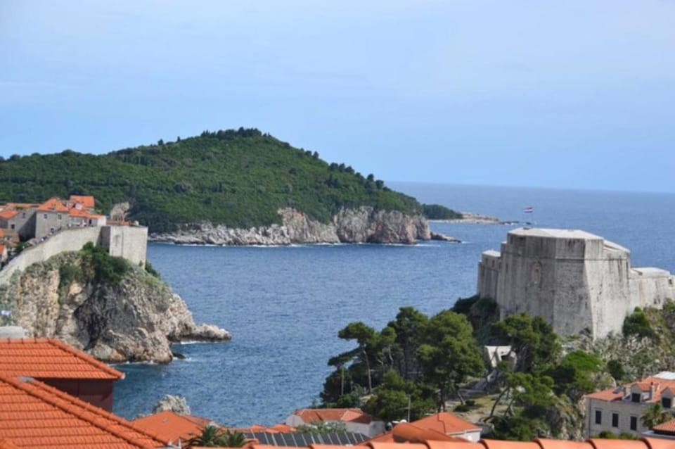 Property building, Nearby landmark, Natural landscape, Sea view