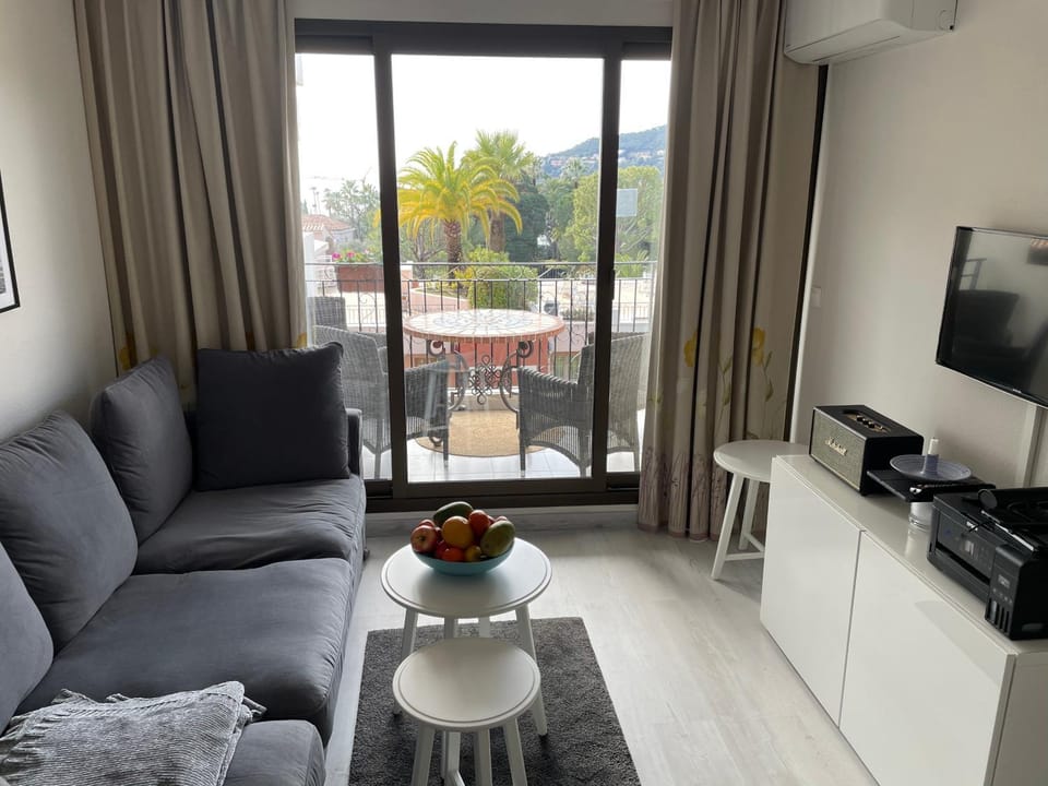 Balcony/Terrace, Living room