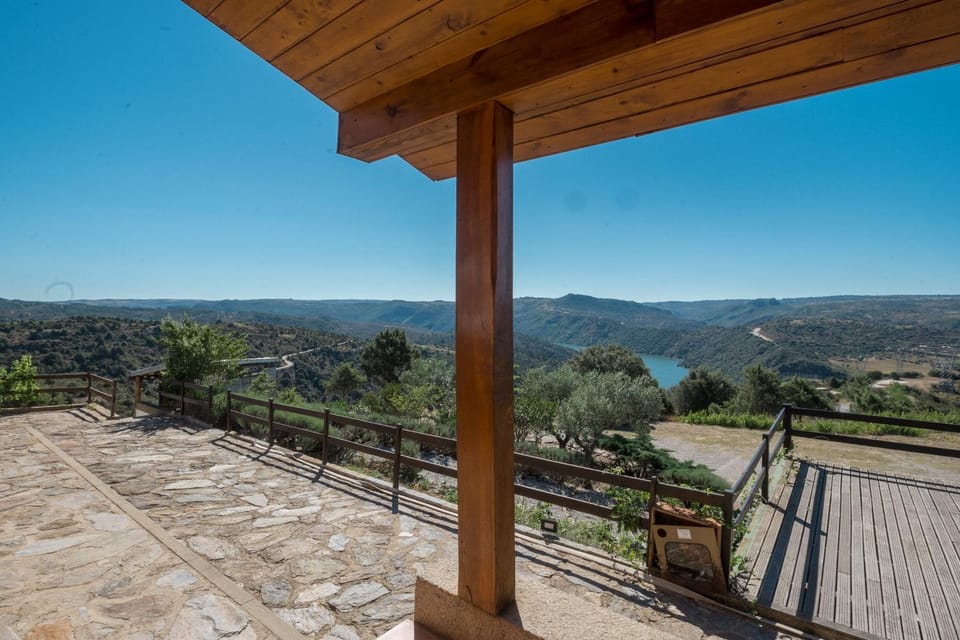 View (from property/room), Balcony/Terrace, Garden view, Mountain view, River view
