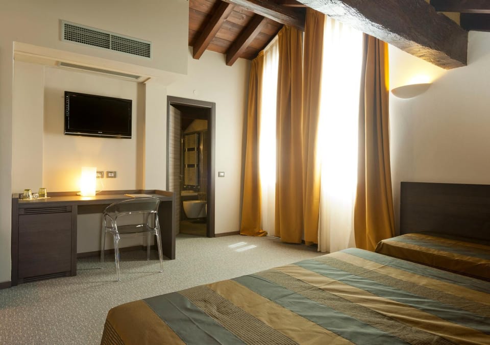 Locanda Sant'Ambrogio Inn in Emilia-Romagna