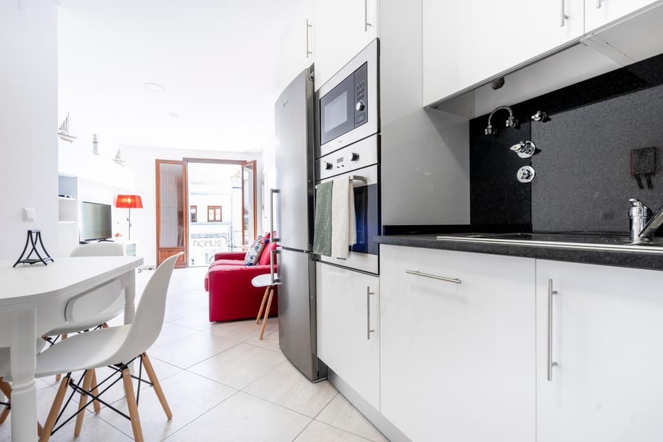 Kitchen or kitchenette, Living room