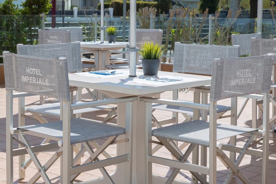 Patio, Restaurant/places to eat