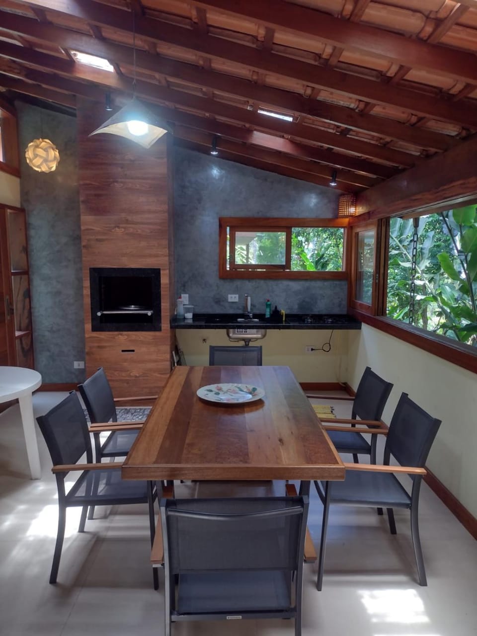 Seating area, Dining area