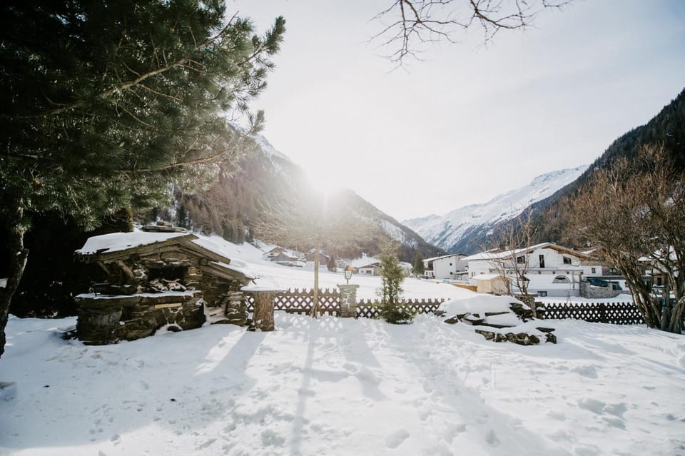 Winter, Hiking, Garden view, Mountain view