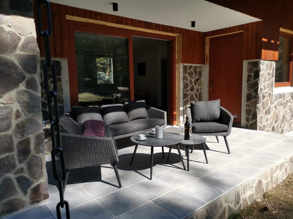Patio, Patio, Balcony/Terrace, Seating area