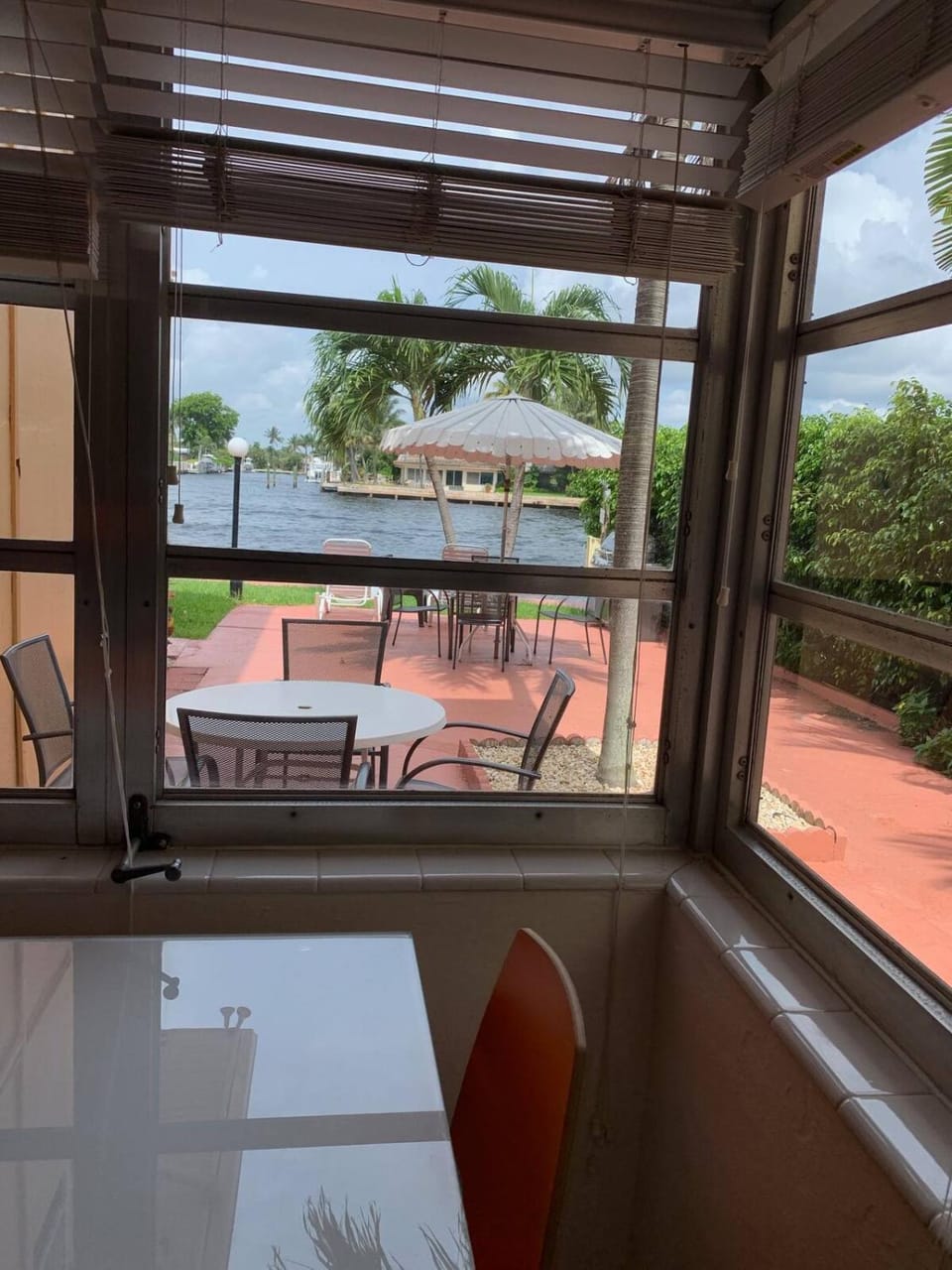 Aloha Apartments On the Intracoastal-Walk to the Beach Apartment hotel in Pompano Beach
