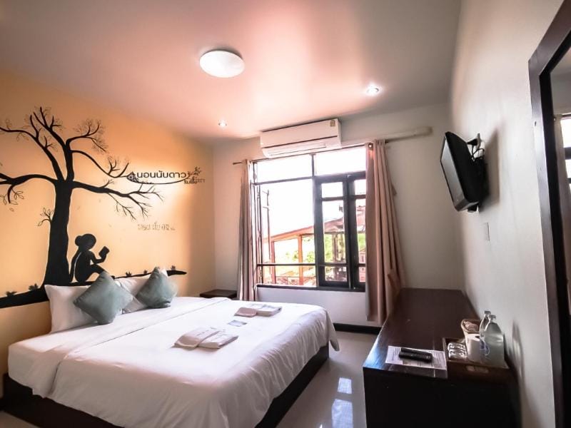 Norn Nab Dao Rimkhong Hotel in Vientiane Province, Laos