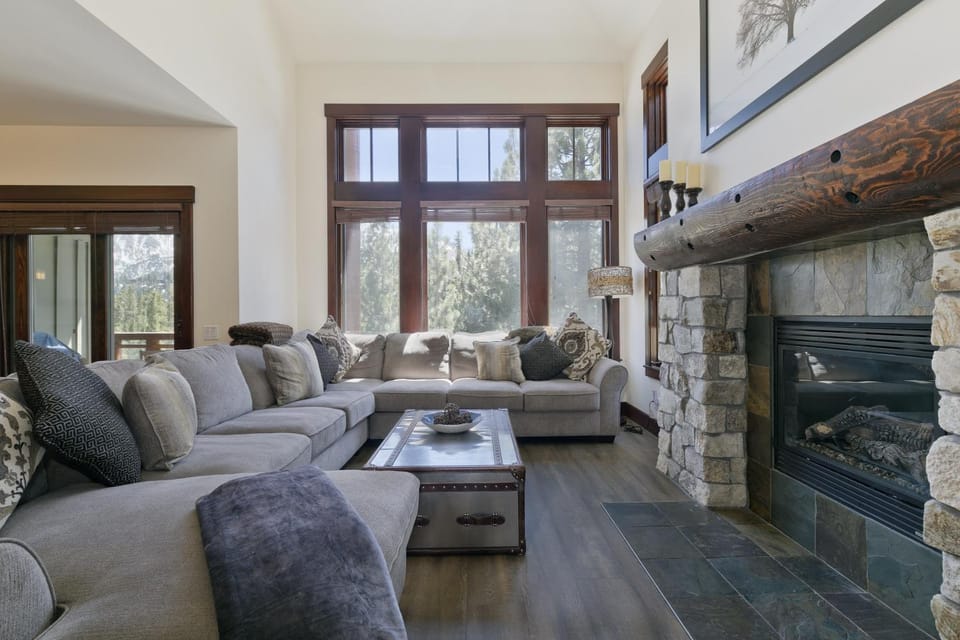 Juniper Crest #25 Condo Apartment in Mammoth Lakes