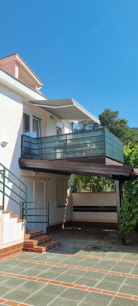 Apartmani Karla Apartment in Lika-Senj County