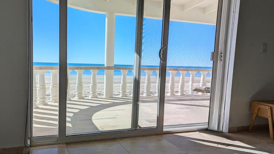 View (from property/room), Balcony/Terrace, Sea view