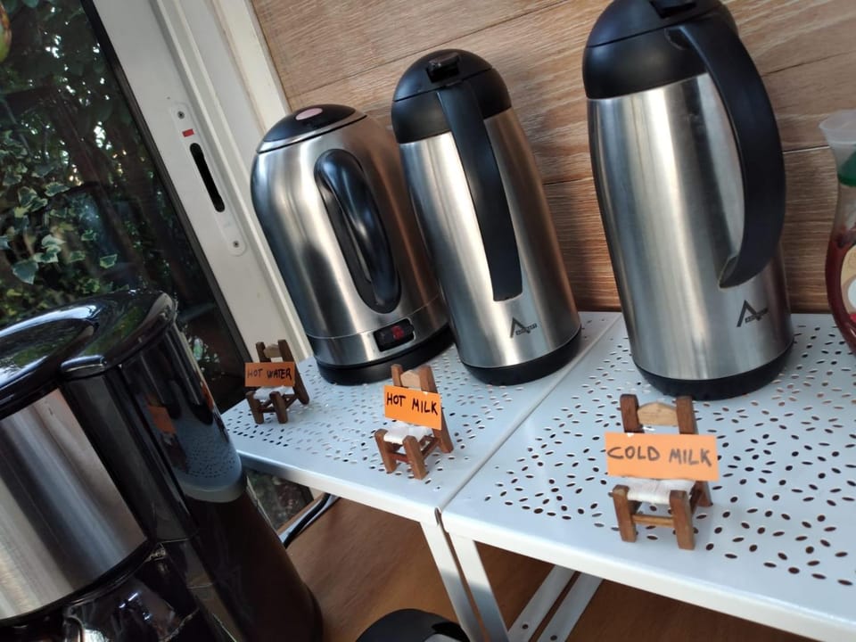 Coffee/tea facilities