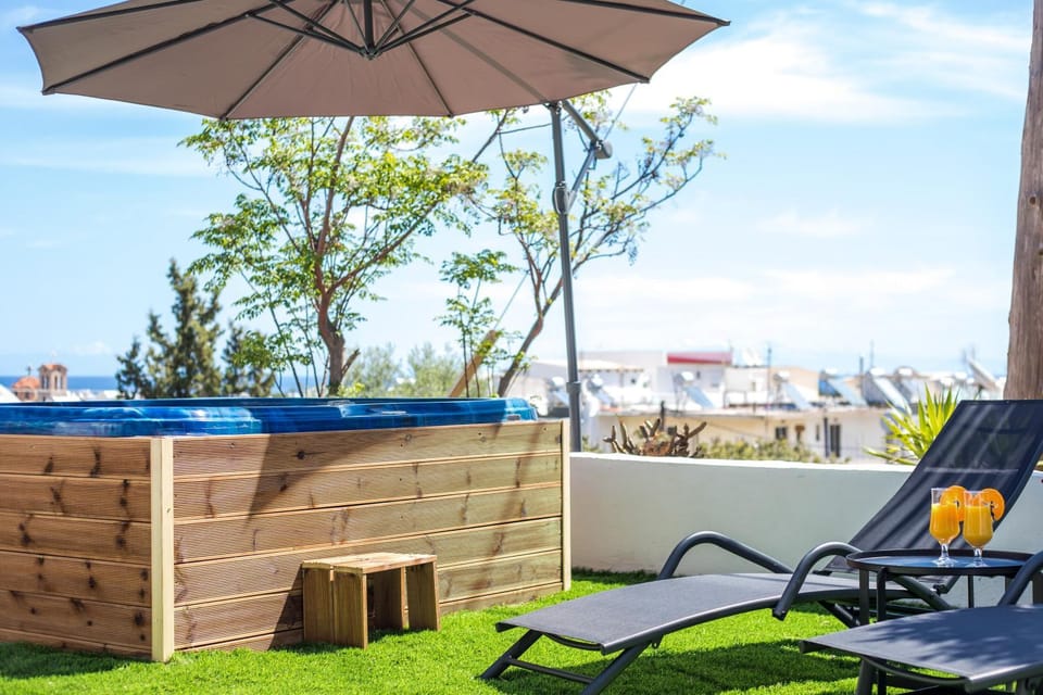 Day, Pool view, sunbed