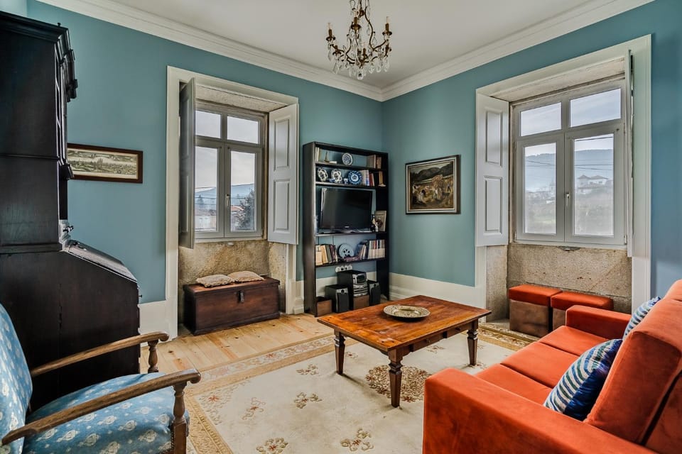 Communal lounge/ TV room, TV and multimedia, Living room