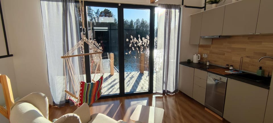 Kitchen or kitchenette, Living room
