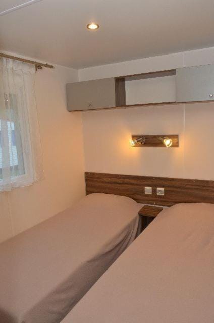 Camping Le Puits Rochais Campground/ 
RV Resort in Château-d'Olonne