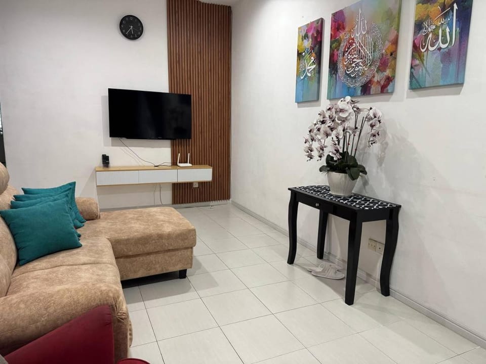 Homestay Samsul Sungkai Apartment hotel in Perak