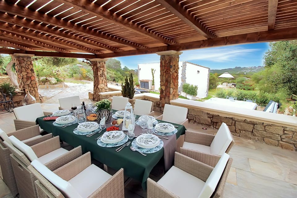 Natural landscape, View (from property/room), Balcony/Terrace, Dining area