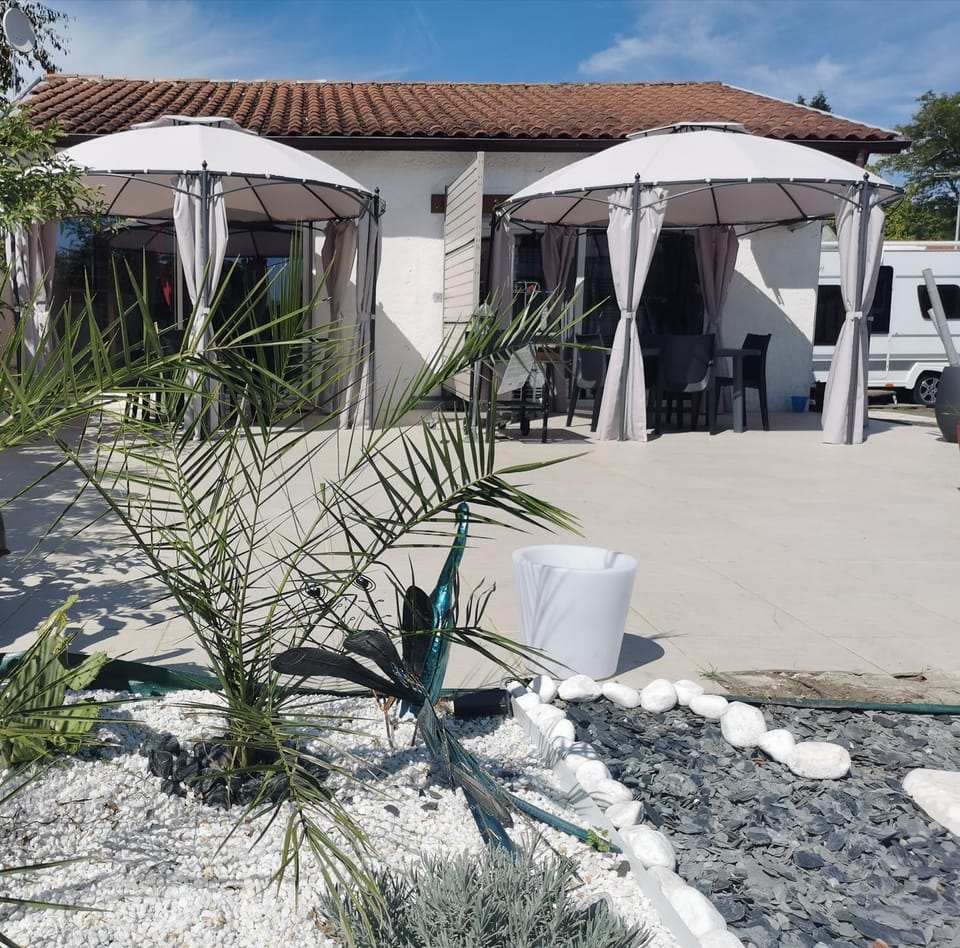 PETIT COIN DE CHARME House in Dax