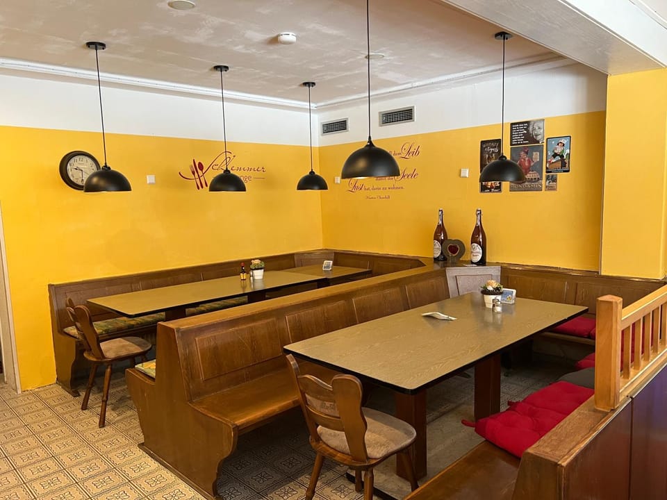 Restaurant/places to eat