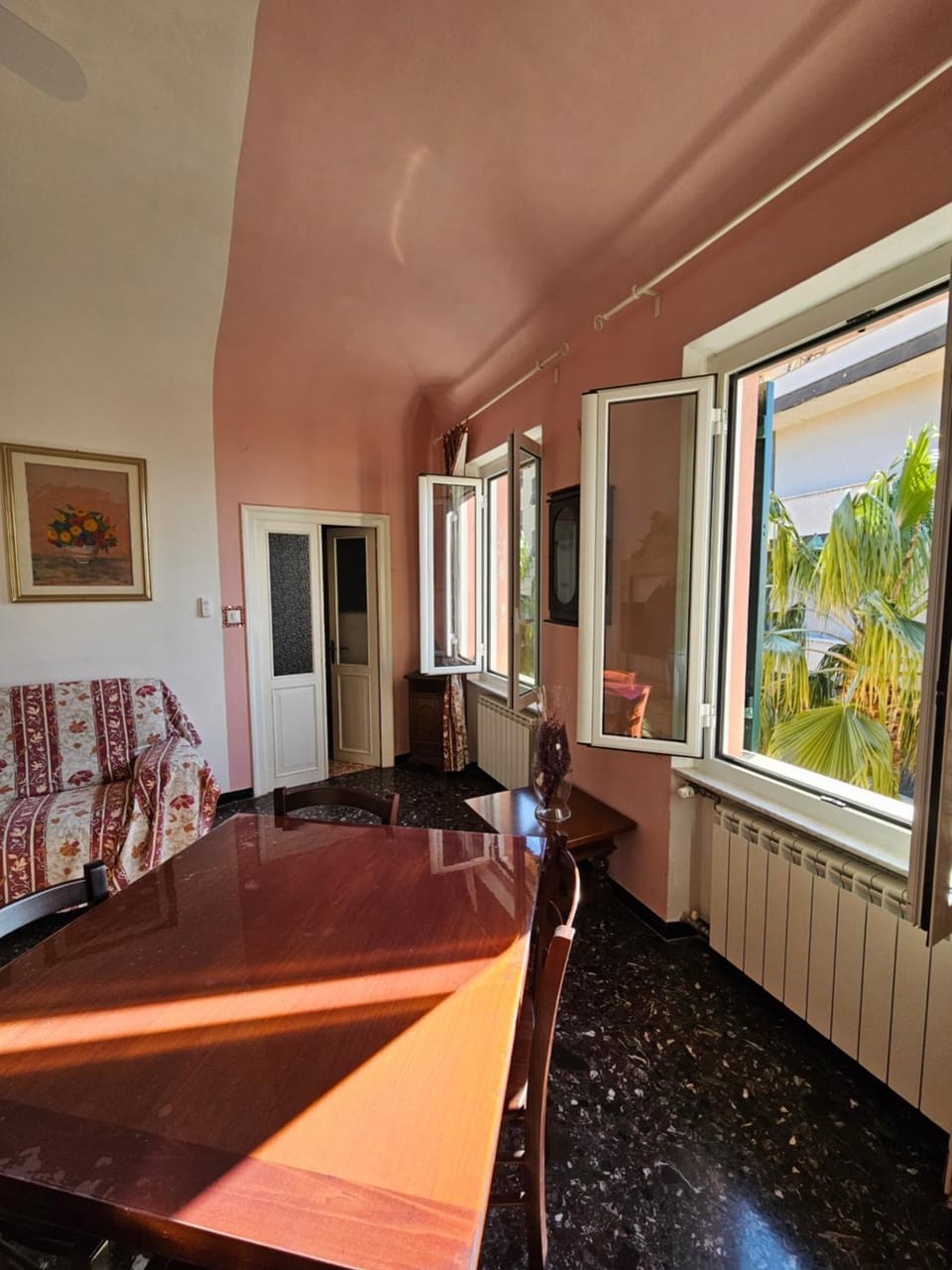 Living room, Seating area, Dining area, Sea view