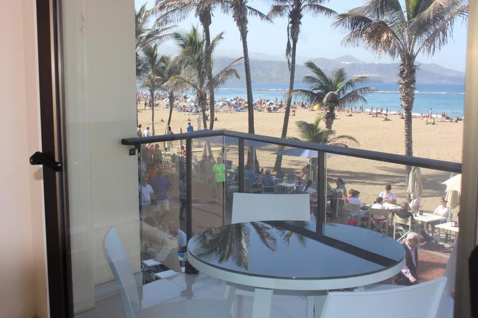 Natural landscape, Balcony/Terrace, Beach