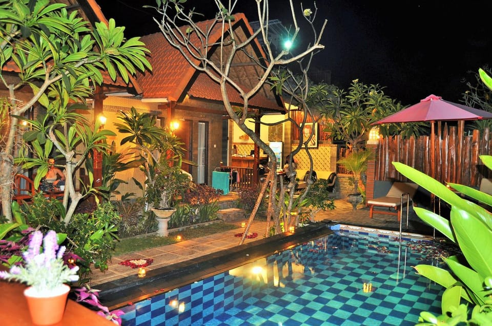 Garden, Landmark view, Mountain view, Swimming pool