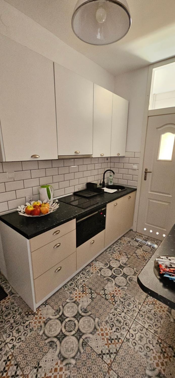 Kitchen or kitchenette, Other, Other, Other, stove