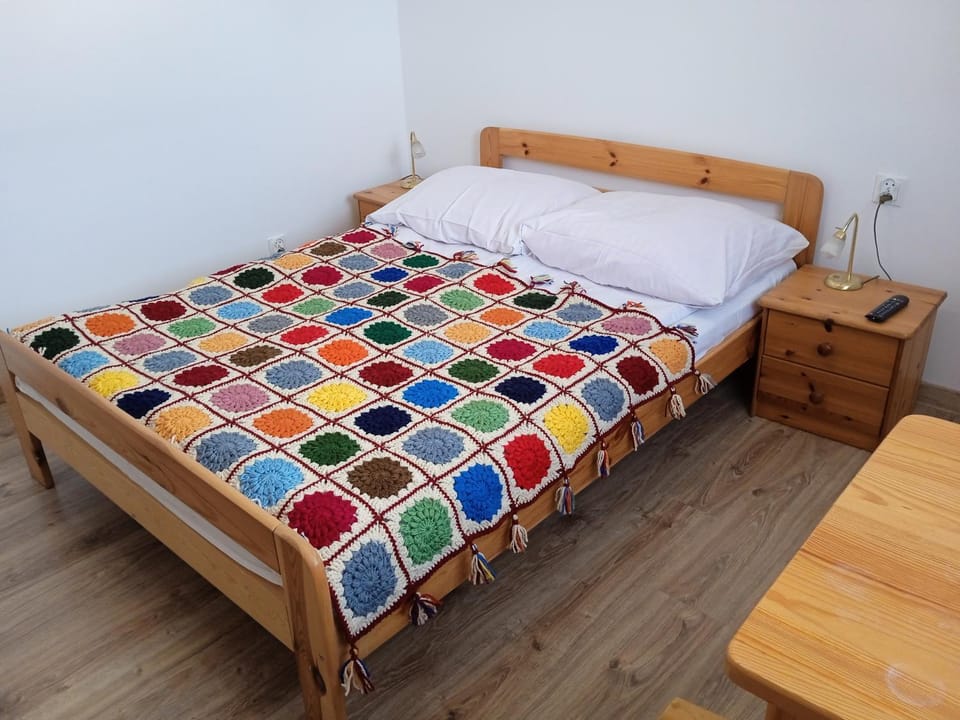 Bed, Photo of the whole room, Bedroom, furniture