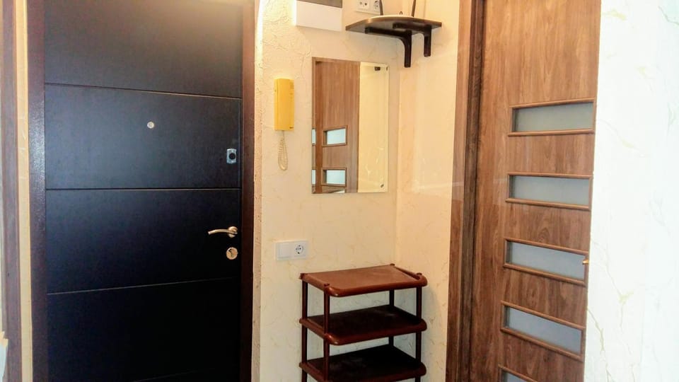 1к квартира Оболонь- м.Минская и Героев Днепра Apartment in Kiev City - Kyiv