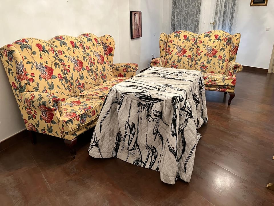 Seating area