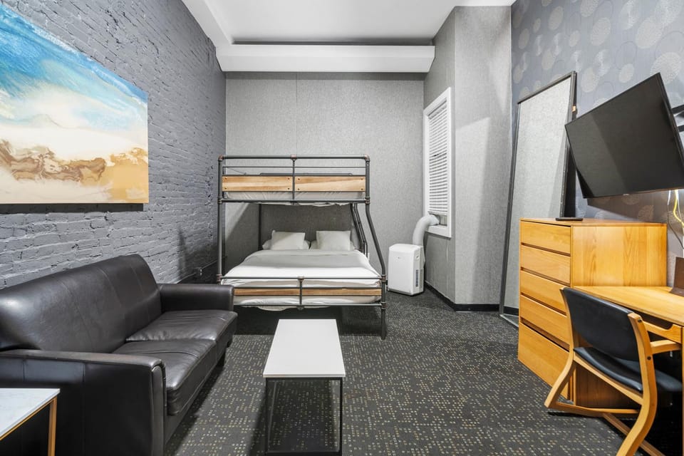 Temple Place Suites 2+3 Apartment in South Boston