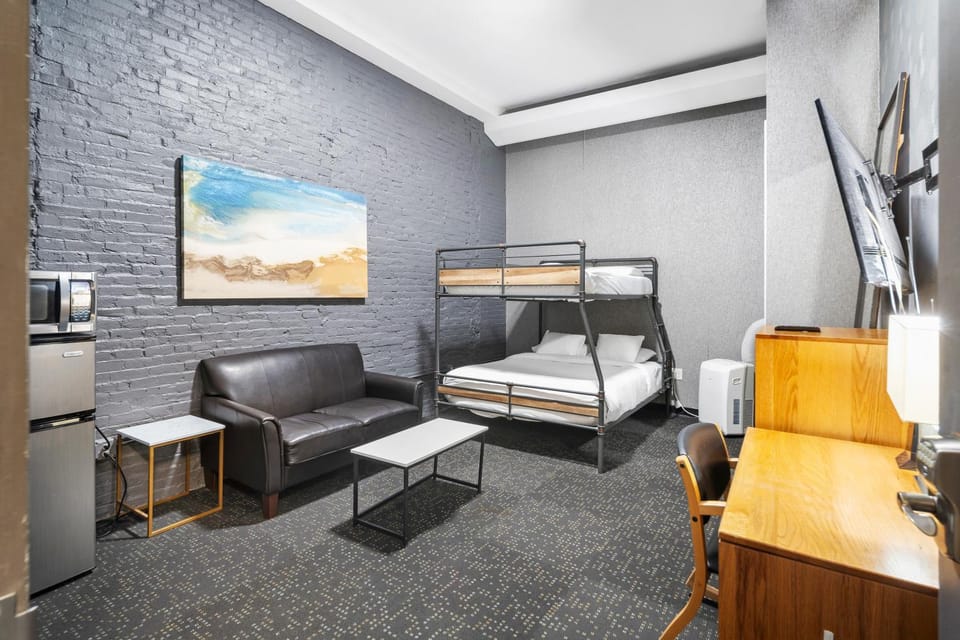Temple Place Suites 2+3 Apartment in South Boston