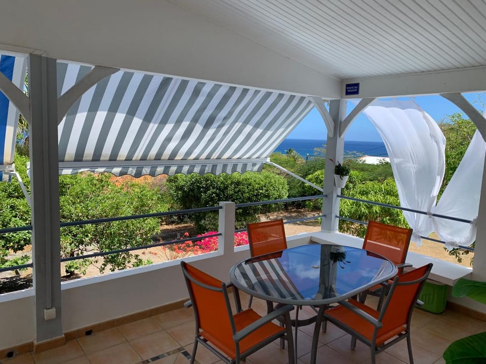 Dining area, Sea view