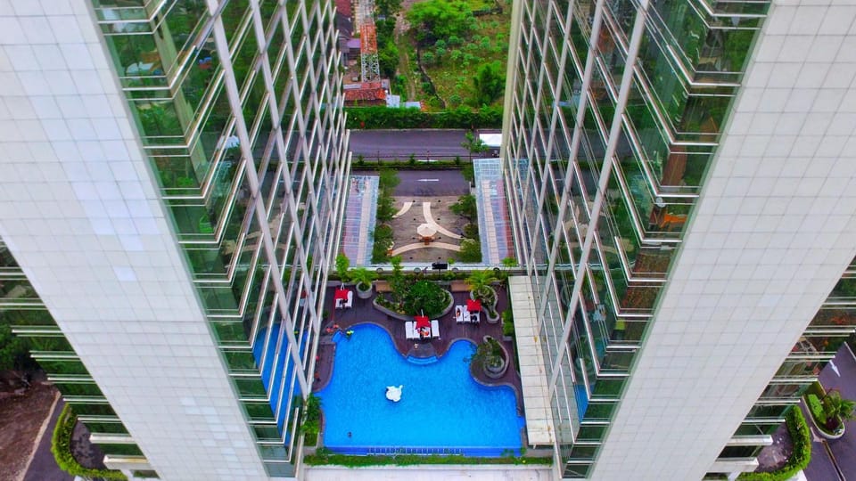 Property building, Swimming pool