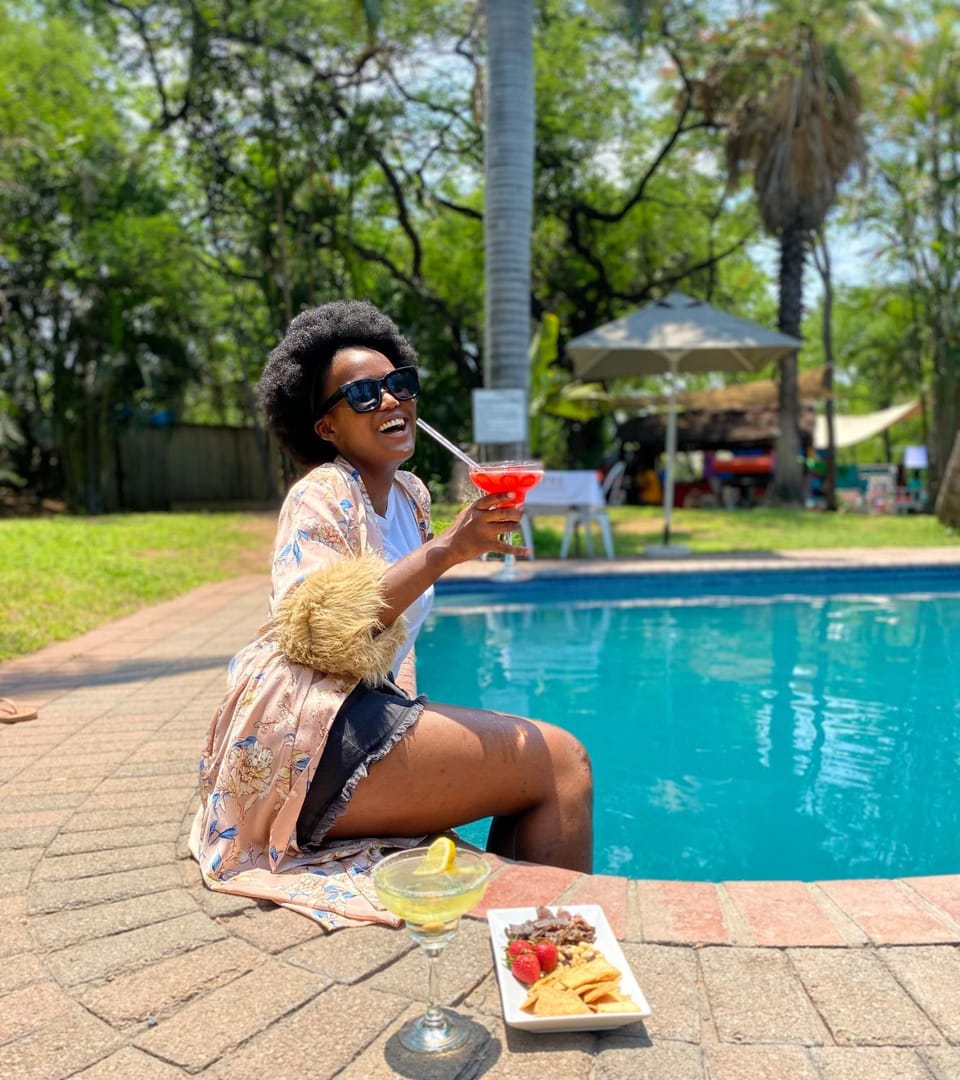 Swimming pool, Drinks