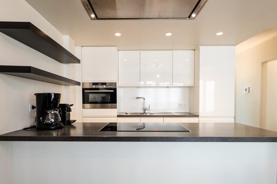 Kitchen or kitchenette, kitchen, kitchen